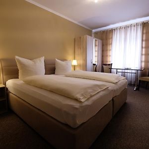 רנדסבורג Hotel Gruner Kranz Room photo