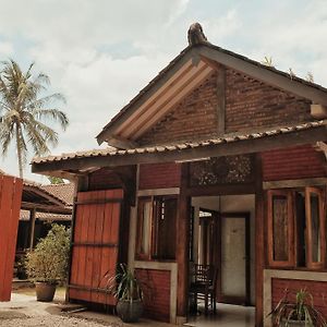 מגלאנג Cempaka Borobudur Guest House Exterior photo