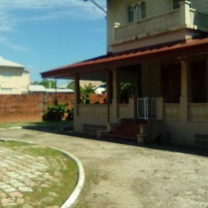 Port of Spain Robert'S Guest House Exterior photo