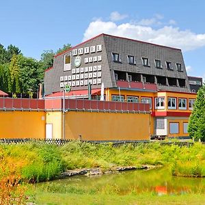 מלון Weilrod Gasthof Pension Sonnenberg Exterior photo