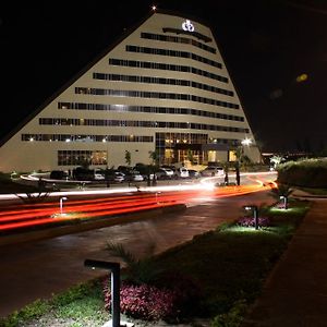 סיודד גואיאנה Eurobuilding Hotel Plaza Guayana Exterior photo