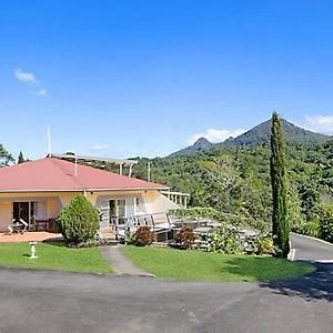 Dum Dum A View Of Mt Warning B&B Exterior photo