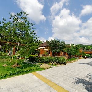 Nantou Sakura Villa Exterior photo