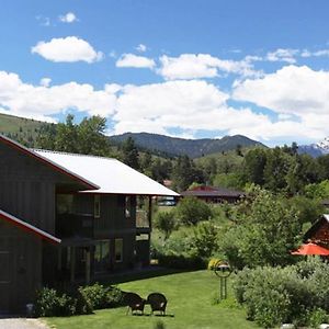 וינתרופ Mt Gardner Inn Exterior photo