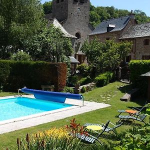 Muret-le-Château Logis Hotel Restaurant L'Auberge Du Chateau Exterior photo