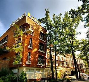 ספאלה Hotel Moscicki Exterior photo