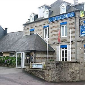 Saint-Hilaire-du-Harcouët Brit Hotel Le Cygne Exterior photo