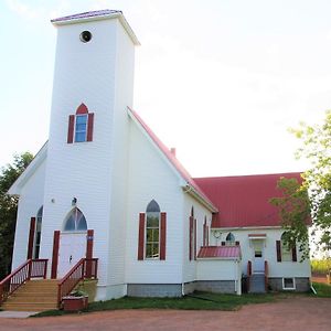 Cape Tormentine The Church House In New Brunswick Exterior photo