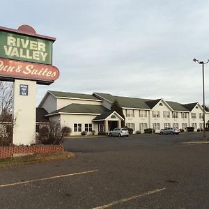 Osceola River Valley Inn & Suites Exterior photo