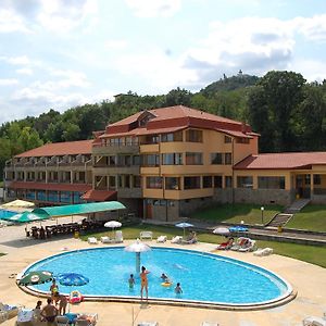 Lyaskovets Hotel Svetitsata Exterior photo