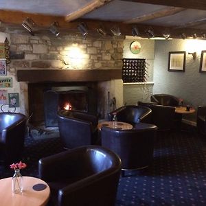 North Nibley The Black Horse Inn Exterior photo