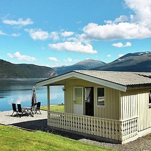 Reed Two-Bedroom Holiday Home In Utvik 3 Exterior photo