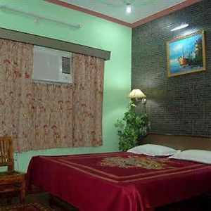 Pālampur Hotel Maurya Kangra Exterior photo