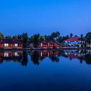 Alappuzha Green Palace Health Resort Exterior photo