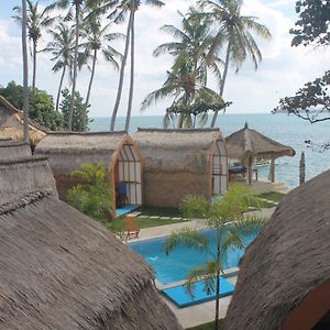 Sekotong Barat The Place Beach Bungalows Exterior photo