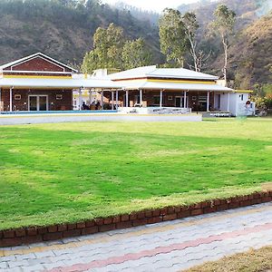 Rāipur Four Banyans Spirit & Nature Resort Exterior photo