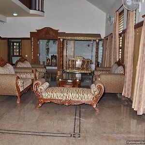 מייזור Suvarna Luxury Home Stay Exterior photo
