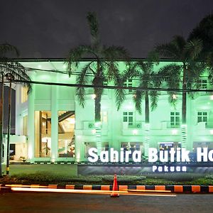 בוגור Sahira Butik Pakuan Syariah Hotel Exterior photo