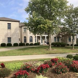 Versailles Rabbit Creek Bed & Breakfast Exterior photo