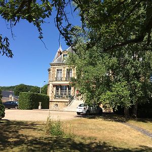 Liancourt Hostellerie Du Parc Exterior photo