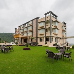 The G Mount Valley Resort, קומבלגרה Exterior photo