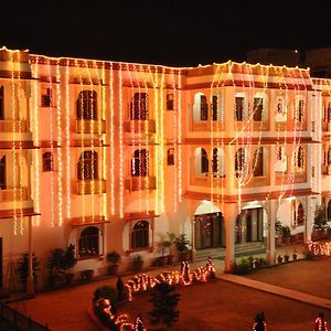 ג'איפור Hotel Apano Rajasthan & Holiday Resorts Exterior photo