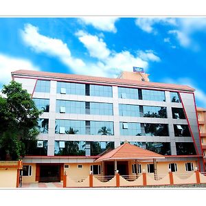 מלון Chavakkad Sree Gokulam Sabari Exterior photo