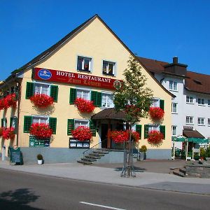 ישטטן Hotel-Restaurant Zum Loewen Exterior photo