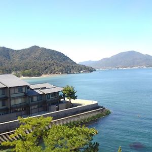 מלון Itsukushima Sakuraya Exterior photo