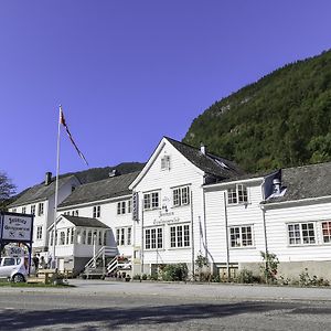 Granvin Jaunsen Gjestgjevarstad Exterior photo
