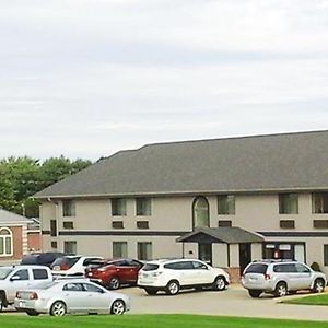 Rock Valley Heartland Hotel & Suites Exterior photo