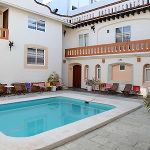 מלון סנטה קרוז הואטולקו Bahia Tangolunda, Casa Blanca Del Sol Exterior photo