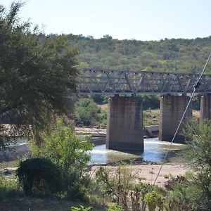 הודספרויט Three Bridges B&B Exterior photo