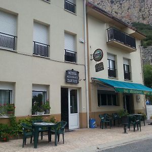 Sobron Hotel Durtzi Exterior photo