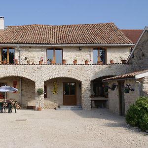 Levoncourt  Chez Catharina Oldtimer B&B Exterior photo