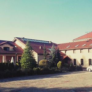 Sierakowice  Zajazd Idylla Exterior photo