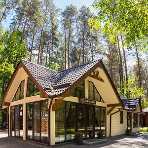 Vyshpol Chudodiyevo Park- Hotel Exterior photo