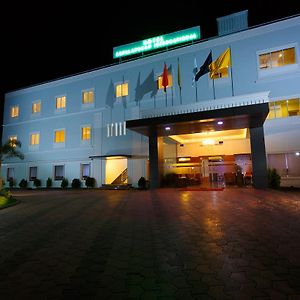 Pollāchi Hotel Gopalapuram International Exterior photo