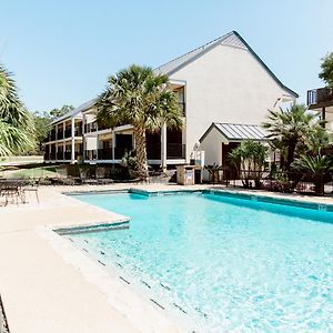 Castroville Hillside Boutique Hotel Exterior photo