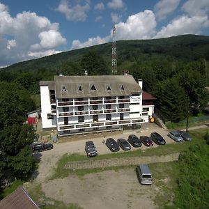 מלון Văliug Cabana Claris Exterior photo