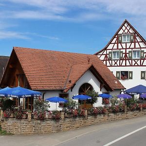 מלון זאלם Gasthof Adler Exterior photo