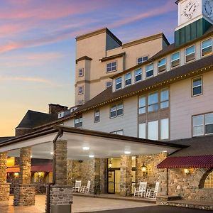 Pocono Manor Resort And Spa Exterior photo