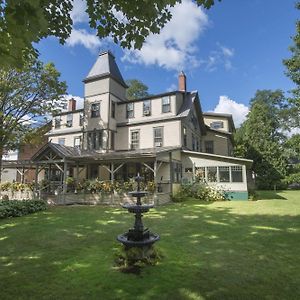 The Norwich Inn Exterior photo