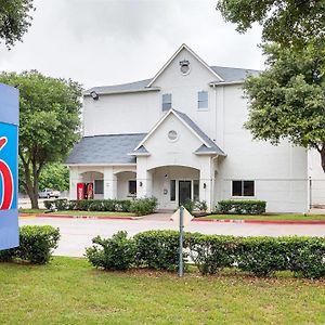 Motel 6-Grand Prairie, Tx - Near Six Flags Drive Exterior photo