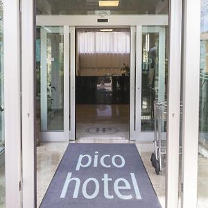מירנדולה Hotel Pico Exterior photo