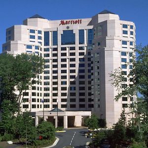 מלון Falls Church Marriott Fairview Park Exterior photo