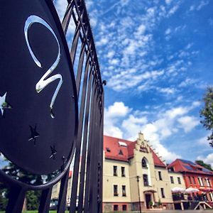 Hotel Niemcza Wino & Spa Exterior photo