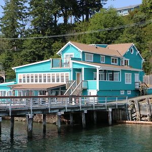 Alert Bay Nimpkish Hotel Exterior photo