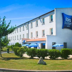 Ibis Budget Niort - La Creche Exterior photo