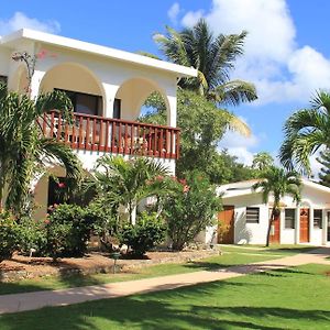 מלון מידס ביי Carimar Beach Club Exterior photo